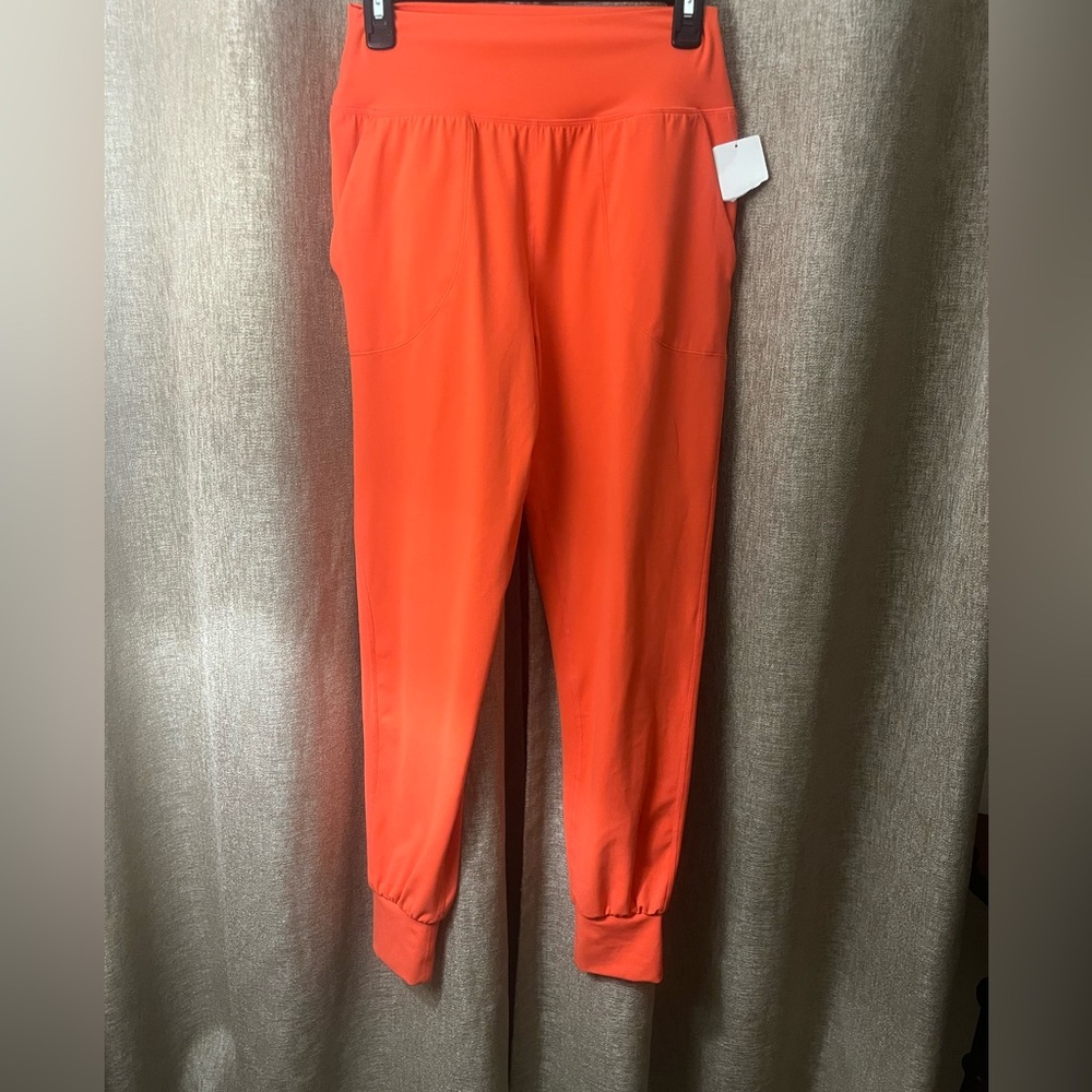 Zella Vibrant Coral Activewear Leggings size S with pockets NWT